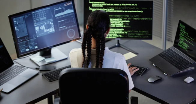 Women Cyber Stock 2